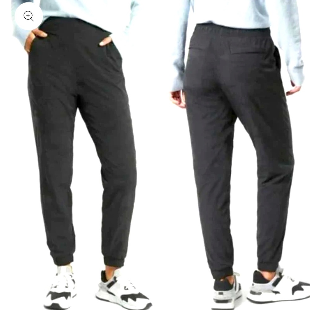 Athleta Brooklyn textured jogger size 12